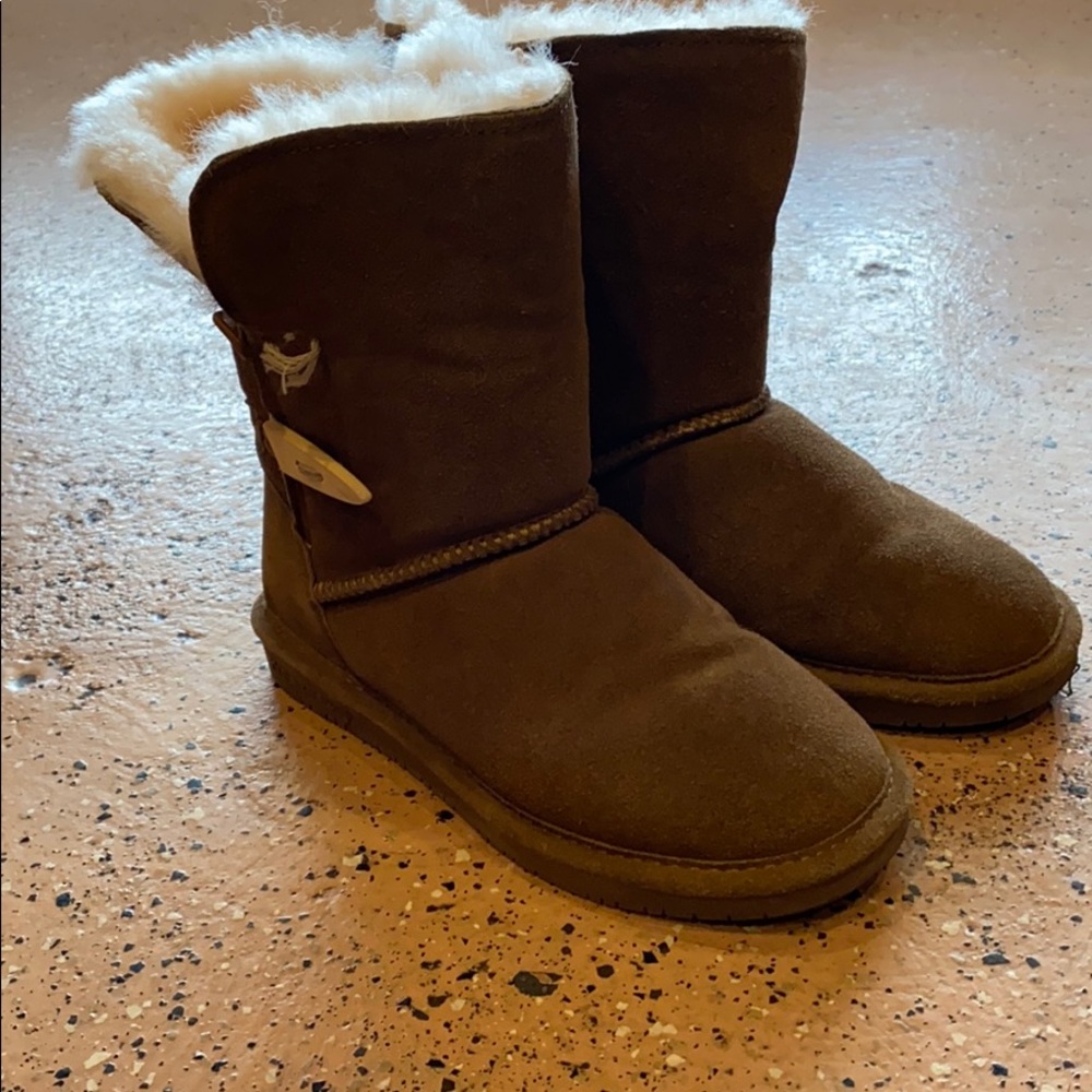 Bear paw boots